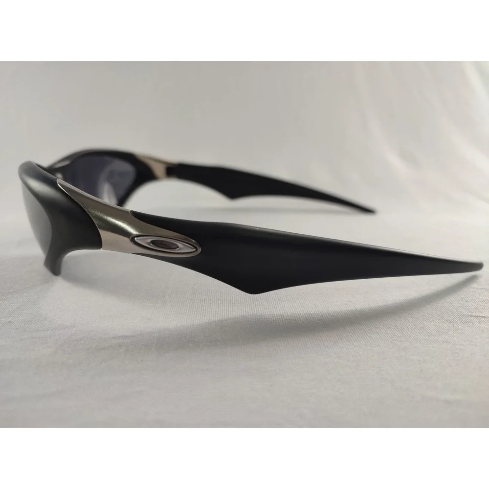 Oakley vintage scar